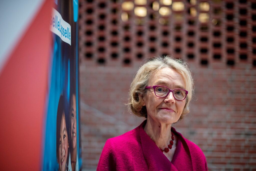 Marjatta Bardy sai UNICEFin Lapsen oikeuksien vaikuttaja -tunnustuksen Hämeenlinnan Ääni19 -lapsenoikeusfoorumissa. © Tilda Hopia