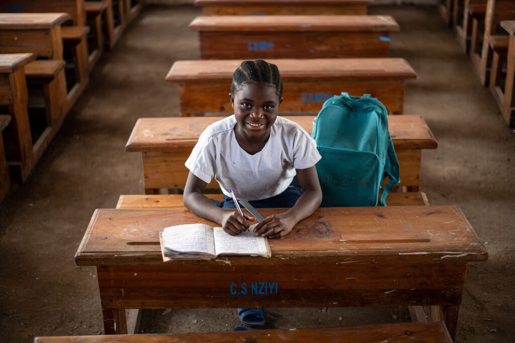 Dorcas Milemba, 10, luokkahuoneessaan Goman kaupungissa Kongon demokraattisessa tasavallassa.