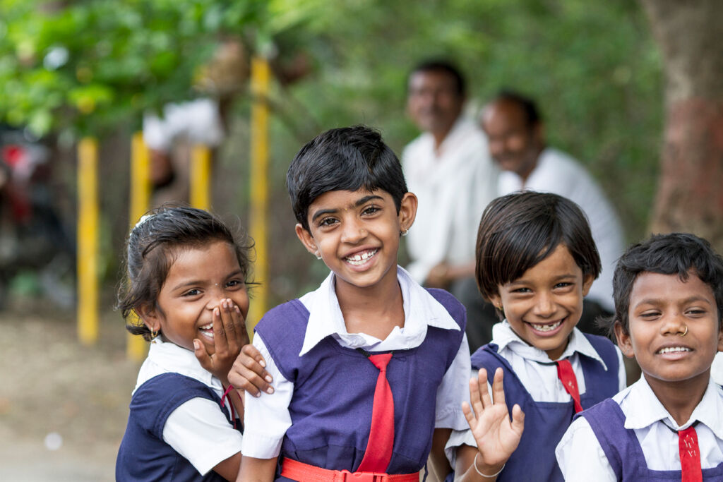 Finnairin matkustajien lahjoituksilla tuetaan lapsiystävällistä koulutusta Aasiassa. © UNICEF/UNI144872/Singh