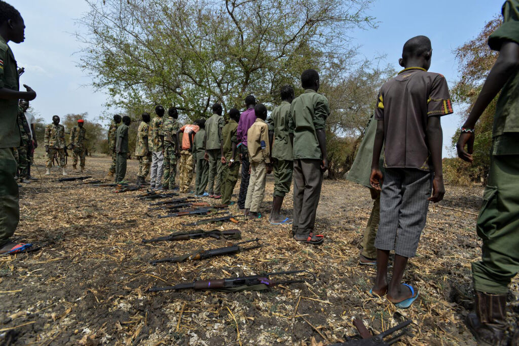 UNICEF kumppaneineen neuvotteli noin 3000 lapsisotilasta vapaaksi Etelä-Sudanissa. © UNICEF/NYHQ2015-0201/Rich