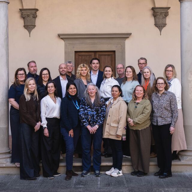 Every Child Learning -hankkeen työntekijöitä ja UNICEFin henkilökuntaa ryhmäkuvassa.